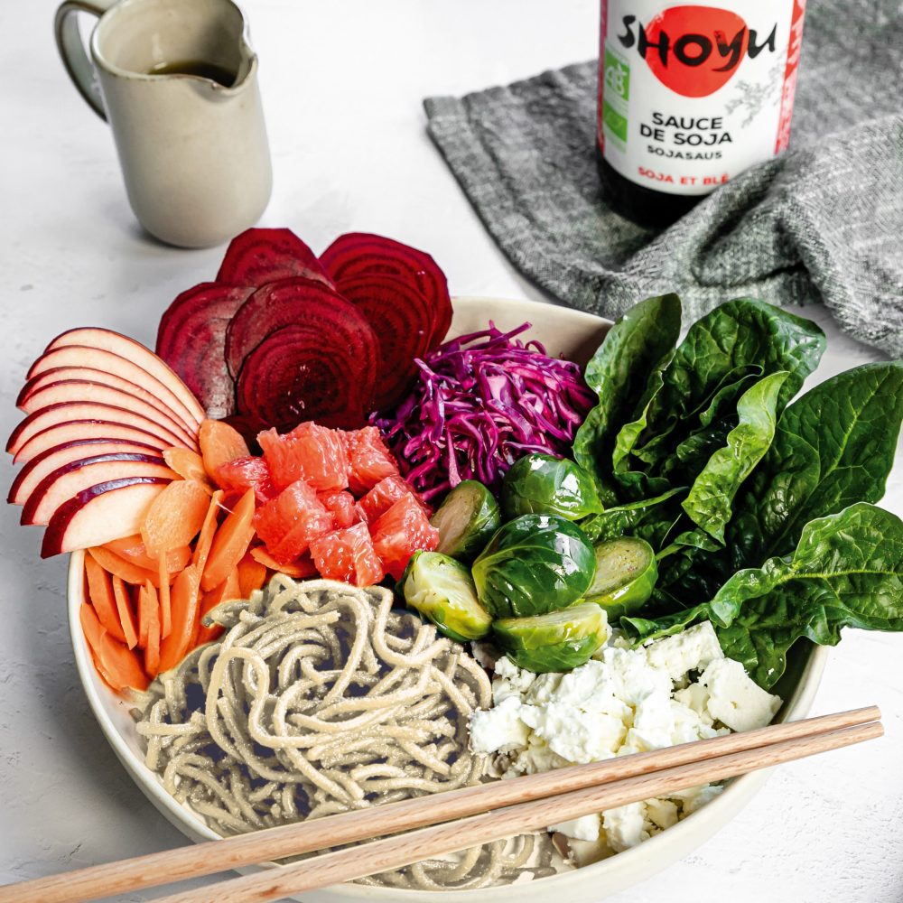 Buddha bowl aux légumes et sauce umami